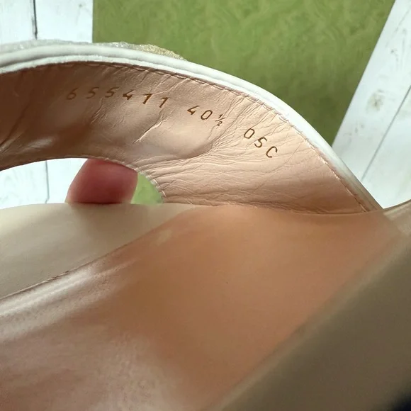 Gucci Nappa Horsebit Cross Strap Sandals Mystic White Sz 40.5 / 10.5 - Picture 10 of 14